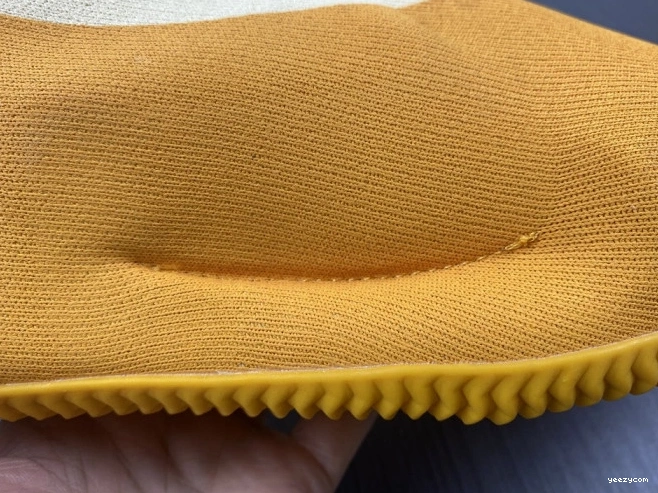 GW5353 Adidas Yeezy Sulfur Knit RNR 1122